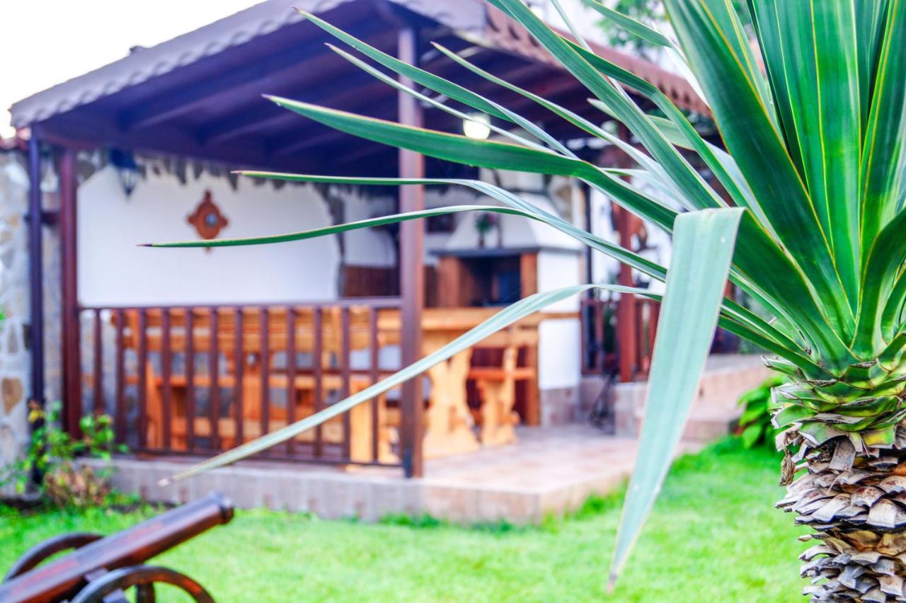 Chrystal Guest House Obsor Exterior foto